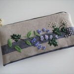刺繍のメガネポーチ（ネイビーボーダー）