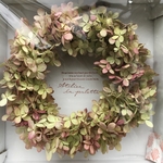 ピンクのピラミッド 紫陽花のリース