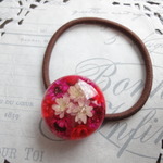 ローラ　ヘアゴム