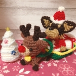 そりに乗ったサンタチワワ🎅🏻をひいたトナカイ🦌 ホワイトクリスマス🎄