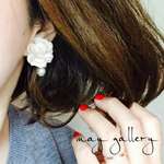 フラワーシフォン♡ピアスorイヤーカフset♡ふわふわシフォン♡ゆらゆら揺れるパール&ゴールドスター