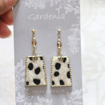 牛柄ピアス🐮