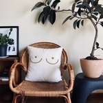 クッションカバー　おっぱい