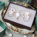 【限定】クリスマスコフレ*雪柳とbijouと輪っかのピアス／イヤリング＋ネックレスのセット