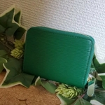 新品 グリーン ダークブラウン コンパクト財布 ラウンドファスナー エピレザー