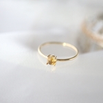 11月の誕生石。宝石質 シトリン 4mm 華奢リング