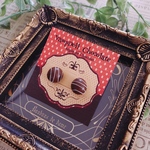 小さなチョコレートピアス(丸)