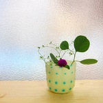 生成りの水玉コップ