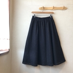 黒のレースのスカート