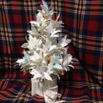 （Xmas特別セール中）クリスマスツリー（ロウの花、白色）音符とピアノの花瓶、サンタのガラス人形付き