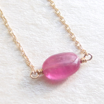 Fuchsia Pink［ルビーの一粒ネックレス］【B】