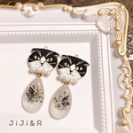 刺繍猫♡ピアスorイヤリング
