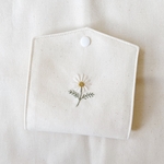 再販 お花刺繍の仮置きマスクケース (マーガレット)