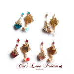 猫 和 ピアス 花かけら 猫の ピアス Cat's Love Potion