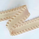 サイドフリルリボンᢂ カフェラテ　25mm  フリルリボン/サテンリボン/リボン/リボンアクセサリー/リボンバレッタ/リボンクリップ/グログランリボン/ベージュ/ブラウン/茶色