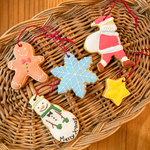 アイシングクッキーのクリスマスオーナメント