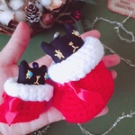 クリスマス　サンタブーツに入っちゃった『猫のぐりぐり』キーホルダー　バッグチャーム　オーナメント