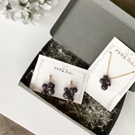 黒いカシスのクリスマスコフレ イヤリング