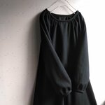 冬ブラック黒ウール起毛Ａラインワンピース　冠婚葬祭にもＭサイズ