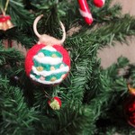 送料無料！Xmas♪羊毛フェルトのまんまるオーナメント　№2