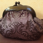 MADAME CHIGNON　がま口ポーチ lightbrown sofa  00823