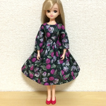リカちゃん  リバティプリントの長袖ワンピース