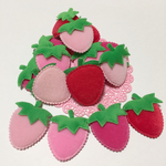 ベロアいちごモチーフ 16個