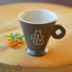 コーヒーカップ（猫）／焼き〆陶器（食洗機ＯＫ）