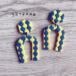 【52+plus】519 ●cream yellow＋wavy blue● ピアス（イヤリング）polymer clay ポリマークレイ
