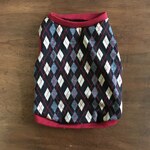 〈ご予約商品〉2枚組　着せやすいパグ服 アーガイル柄（L）