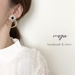 ✧アクリルのドロップピアス✧イヤリング、樹脂、チタン、ノンホール、14kgf 