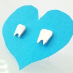 歯のシルバーピアス/　Have　a　good　teeth!
