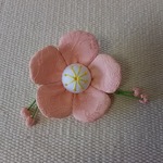 ちりめん細工   ピンクの梅の花   置き物