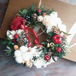 クリスマスリース(20cm)＊赤りんごのホワイトクリームガーデン･c＊フラワーリース・ウィンターリース・ガーデンリース・大人クリスマス