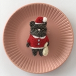 ねこサンタ　ブローチ