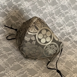 立体マスク  和柄  茶鼠