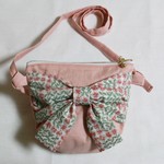 ッズ♡liberty（リバティ）♡リボンのポシェット＆ポーチ