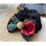 刺繍リボンシュシュ bk