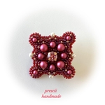ビーズ刺繍ブローチ　Red Crystal 