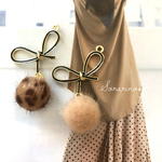 No.A660 ふんわり*⑅︎୨୧ファー×リボンチャーム　ピアス / イヤリング