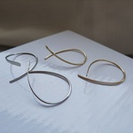 シンプルシルバーピアス(金属アレルギー対応）