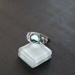 アバロンシェル×クリスタル　サイドリボンリング　SILVER925