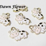 【D-0164】10pcs　ウシ　18×17mm　ホワイト　チャーム