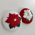 ポインセチア刺繍バッチ（2個セット）
