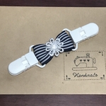 リボン型マルチクリップ  紺色ストライプ 