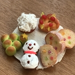 ミニチュア クリスマスの焼きたてパンセット