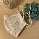 シルク❤️まるでお花畑のようなスカラップカットマスク★結婚式マスク・婚活マスク・参列者マスク　保湿　肌荒れ防止　UVカット効果