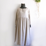 ・*:.. no,3053 〜ヨーロッパリネンのキーネックワンピース/kinari
