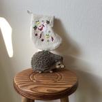 クリスマスオーナメント　ワンタのクリスマスの刺繍