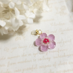 【受注製作】お花のかたちの充電口アクセサリー